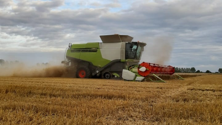 Tracked-Machine-720x405